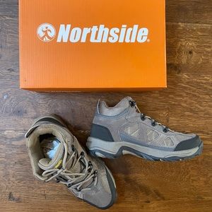 NWT Northside Caldera Junior Hiking Boot